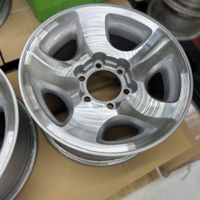 OEM 80 Series Land Cruiser Aluminum Wheel Restored Kit