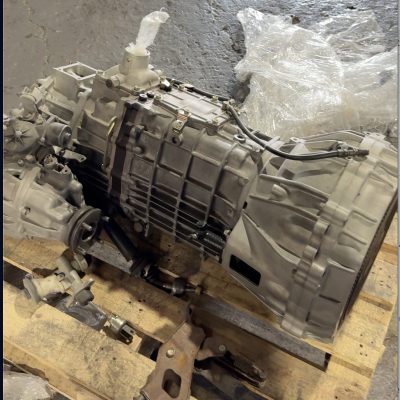 Toyota 100 Series Land Cruiser 2UZ H151 5 speed Manual Conversion