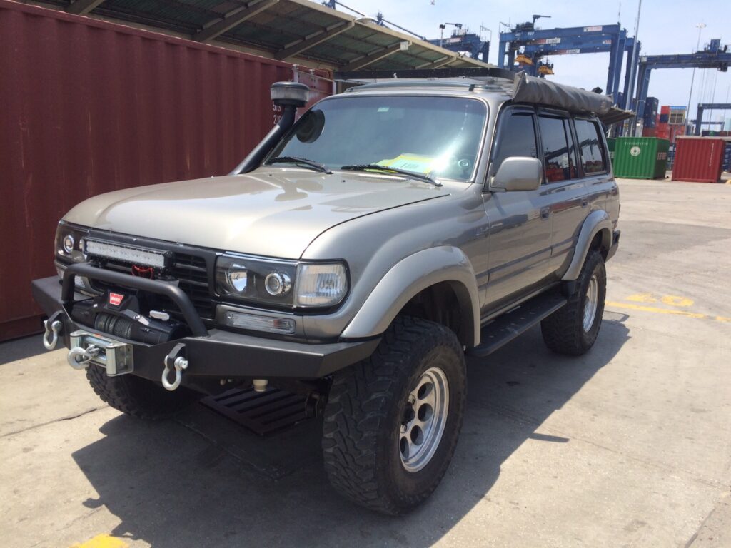 Frank's 80 Series Land Cruiser at Cartagena port, Colombia